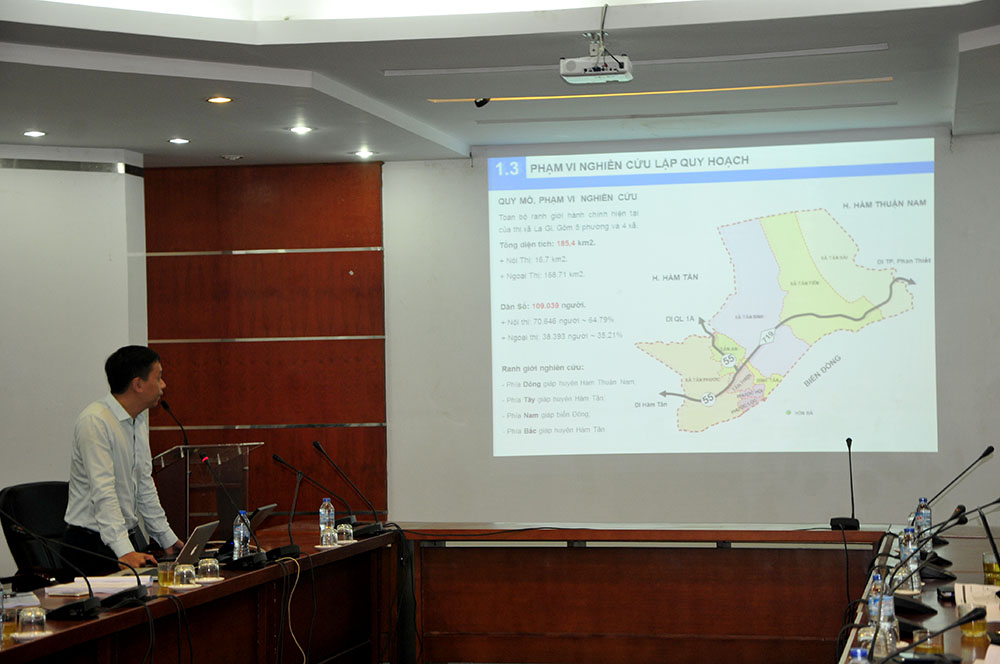 Hội đồng KHKT Viện góp ý đồ án QHC thị xã La Gi – Tỉnh Bình Thuận đến năm 2035