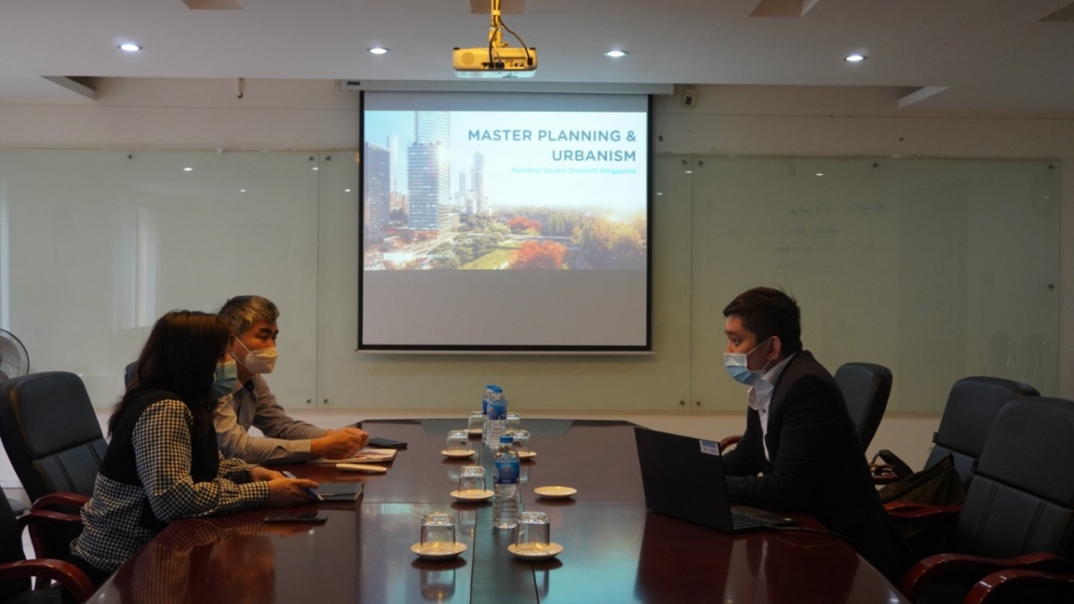 Đại diện công ty Ramboll Studio Dreiseitl Singapore tới thăm VIUP