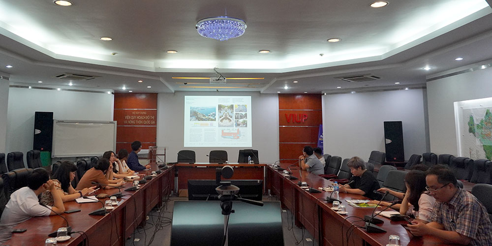 Tọa đàm trao đổi học thuật với chuyên gia