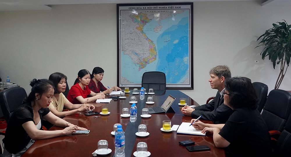 Lãnh đạo VIUP tiếp ông Jorn Peters (Chính quyền Vùng Thủ đô Luân Đôn)