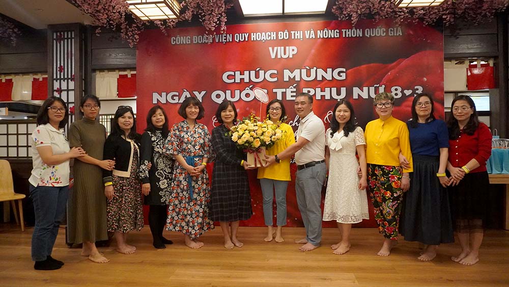 VIUP kỷ niệm ngày Quốc tế Phụ nữ 8-3