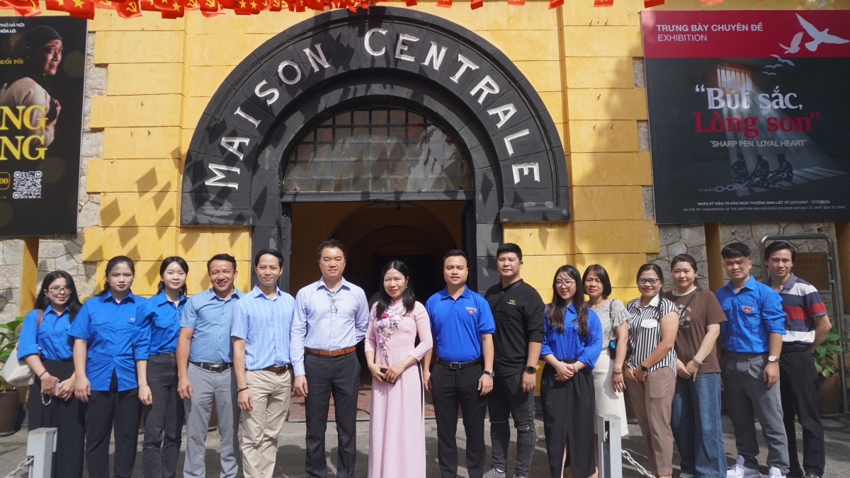 VIUP tổ chức các hoạt động Nhân dịp kỷ niệm 78 năm Ngày Thương binh - Liệt sĩ