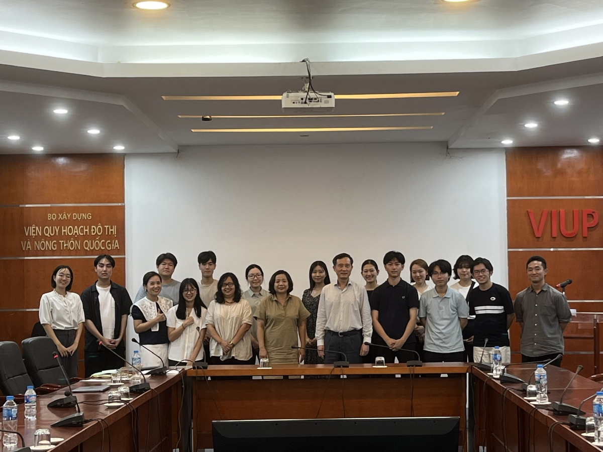 Viện trưởng Viện Quy hoạch đô thị và nông thôn quốc gia tiếp đoàn sinh viên thực tập Nhật Bản
