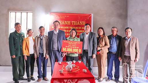 Phú Bình: 48 hộ được hỗ trợ xây dựng mới và sửa chữa nhà ở