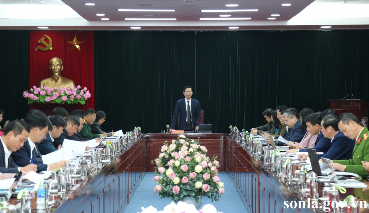 Họp Ban Chỉ đạo triển khai xóa nhà tạm, nhà dột nát trên địa bàn tỉnh Sơn La