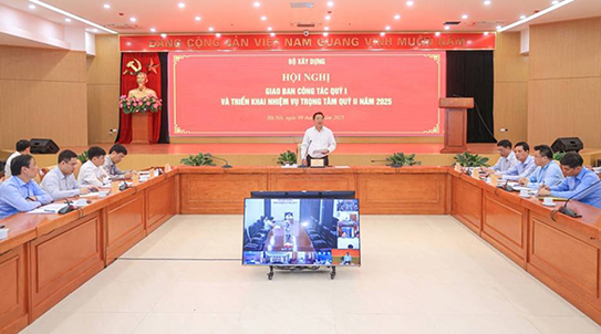 Bộ Xây dựng: Tập trung giải ngân đầu tư công, nỗ lực đạt mục tiêu tăng trưởng trên 8%