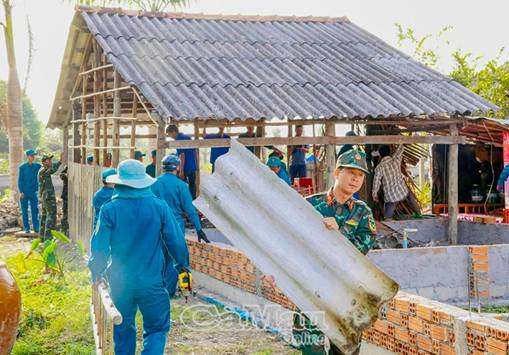 Xây dựng gần 90% nhà trong chương trình xoá nhà tạm