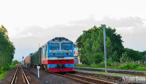 Bộ Xây dựng giao nhiệm vụ lập báo cáo nghiên cứu tiền khả thi cho loạt dự án đường sắt trọng điểm