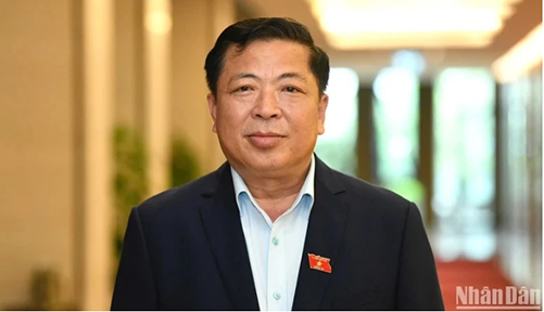 Bộ Xây dựng chỉ đạo khẩn trương đẩy mạnh phân cấp, phân quyền theo kết luận của Bộ Chính trị