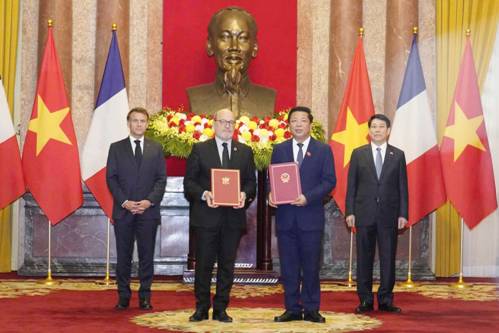 Bộ Xây dựng Việt Nam và Bộ Giao thông Pháp ký Ý định thư hợp tác lĩnh vực giao thông