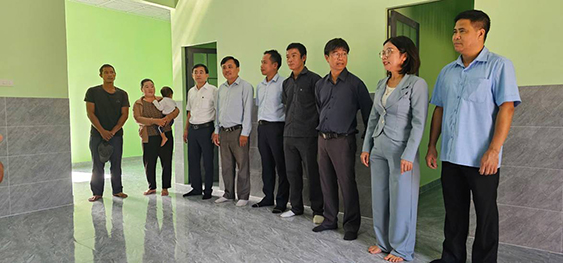 Đam Rông: Bàn giao 11 căn nhà thuộc chương trình xoá nhà tạm, nhà dột nát