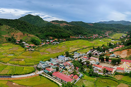 Điện Biên đầu tư 160 tỉ đồng xây dựng tuyến đường liên xã