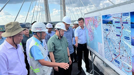 Phó Thủ tướng Trần Hồng Hà làm việc tại tỉnh Vĩnh Long