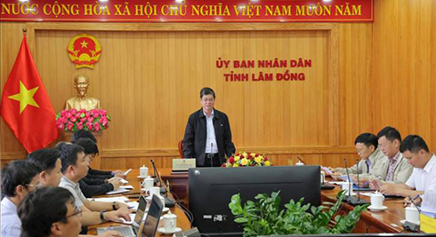 Phó Chủ tịch UBND tỉnh Nguyễn Hồng Hải nghe báo cáo quy hoạch giao thông đô thị Đà Lạt