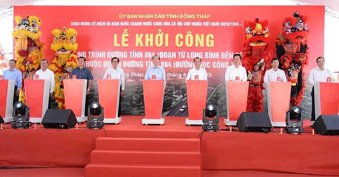  Đồng Tháp khởi công tuyến đường ven sông Tiền kết nối vùng biển Gò Công