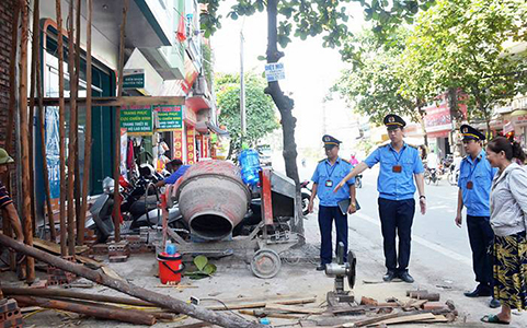 Ban hành quy định về phân cấp một số nội dung thuộc lĩnh vực xây dựng, giao thông